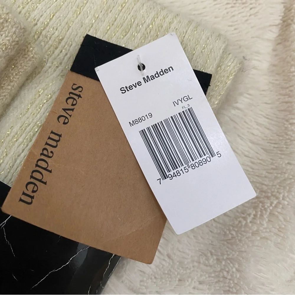 NWT Steve Madden scarf and glove set ivory gold